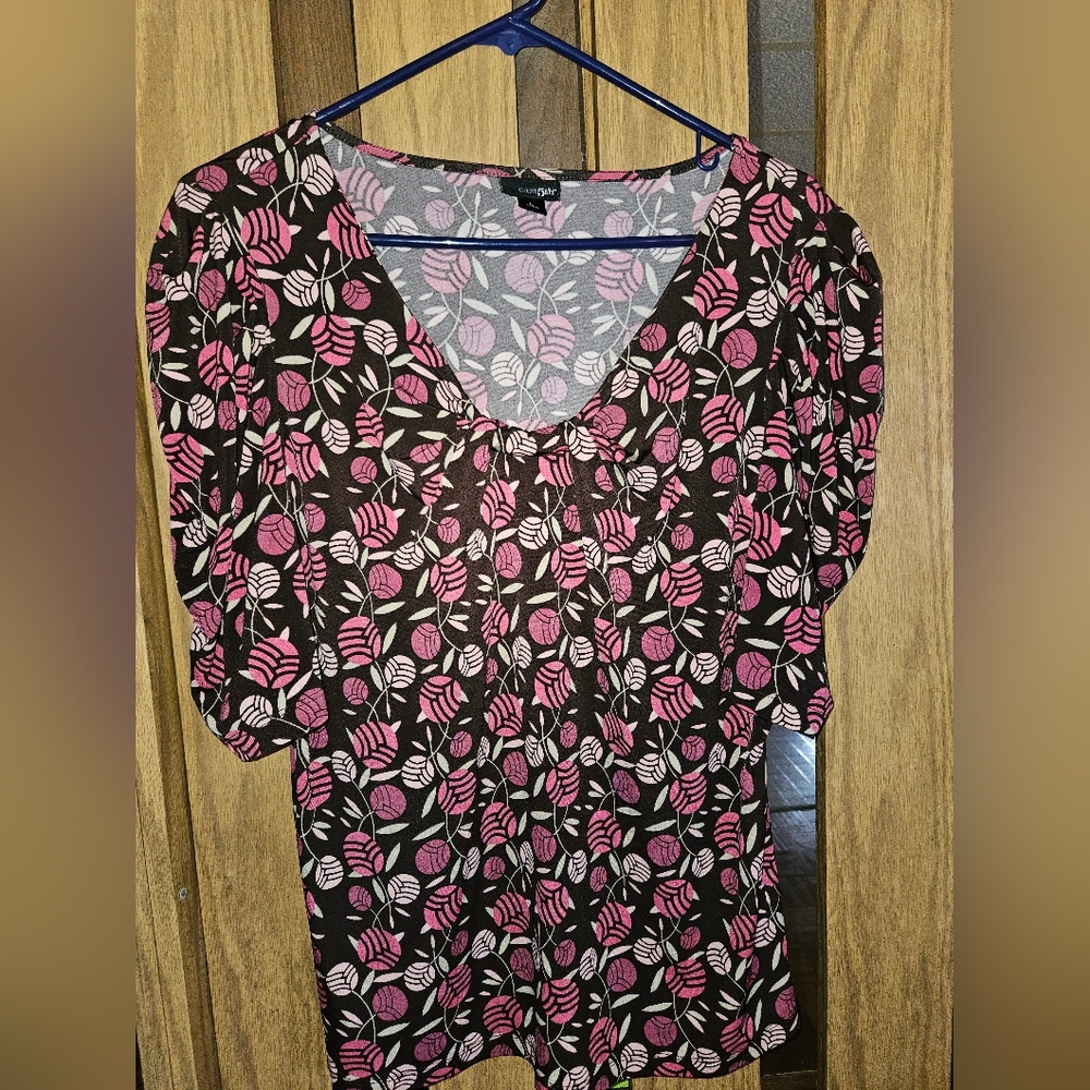 East 5th Sz L Top